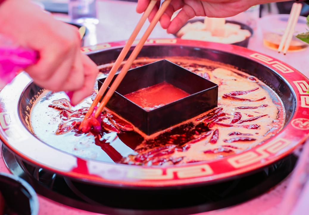 朝天門(mén)火鍋是重慶老字號(hào)嗎？味道驚艷嗎？