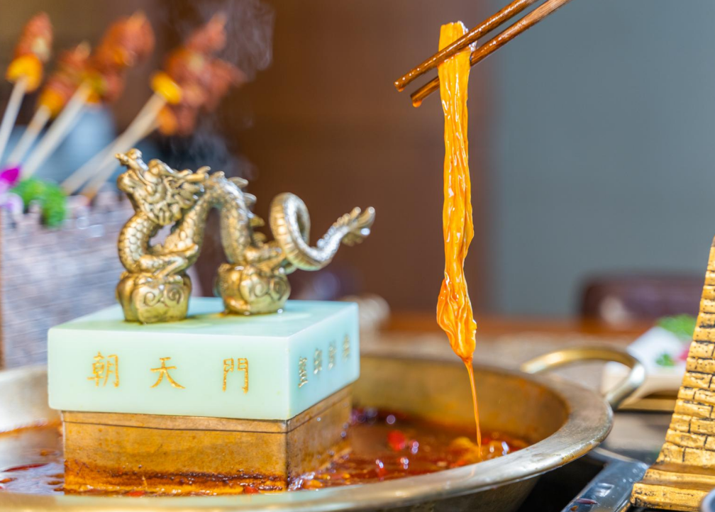 自熱食品迅速走紅，火鍋堂食尚有發(fā)展空間？