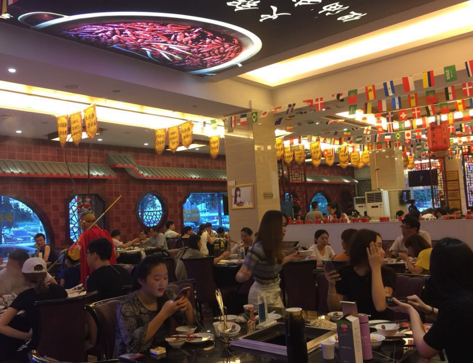 朝天門(mén)火鍋督導(dǎo)全程跟蹤扶持，助力門(mén)店高水準(zhǔn)經(jīng)營(yíng)！