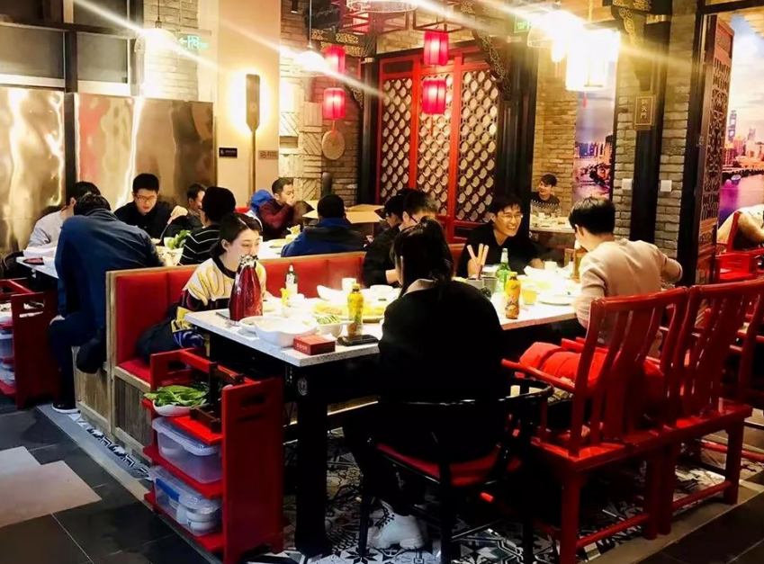 加盟朝天門火鍋怎么樣？全能型品牌中心助你引流！