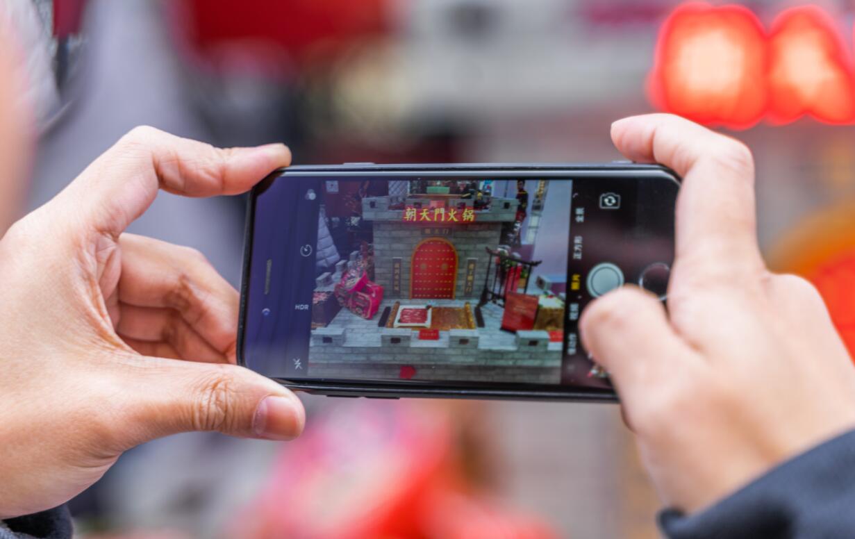 朋友圈要怎么發(fā)，火鍋店老板才能吸引客戶？